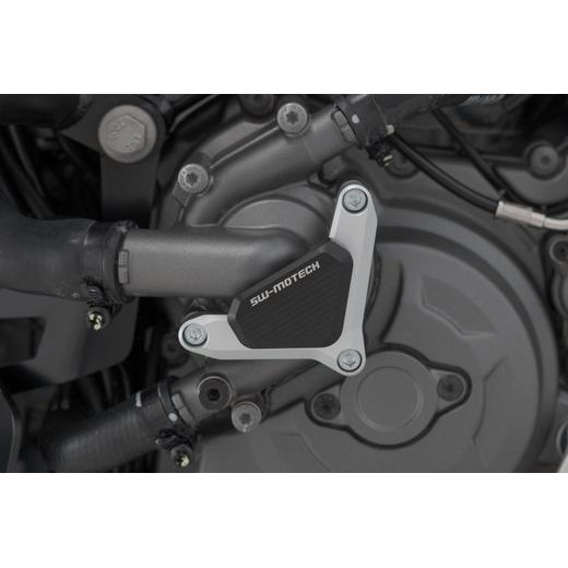 SW MOTECH KRYT VODNÍHO ČERPADLA STŘÍBRNÁ/ČERNÁ. MODELY DUCATI.