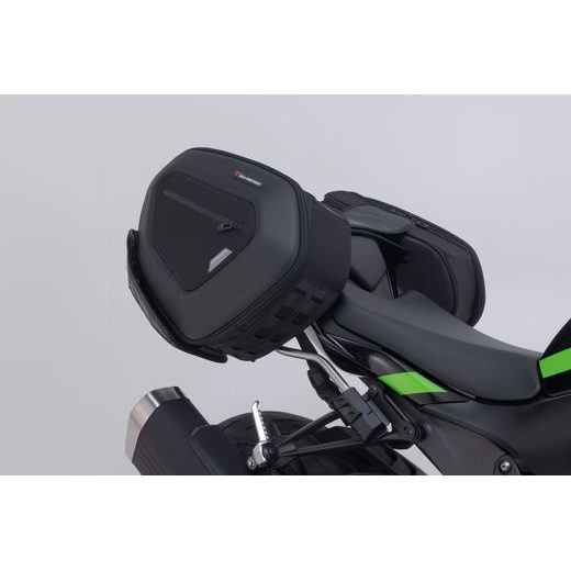 SW MOTECH PRO BLAZE H SADDLEBAG SET BLACK. KAWASAKI ZX-6R (23-).