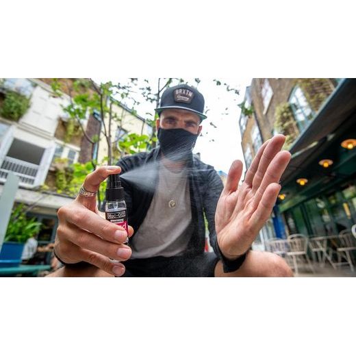 ANTIBAKTERIÁLNÍ DEZINFEKCE NA RUCE - SPREJ MUC-OFF 20243 1L