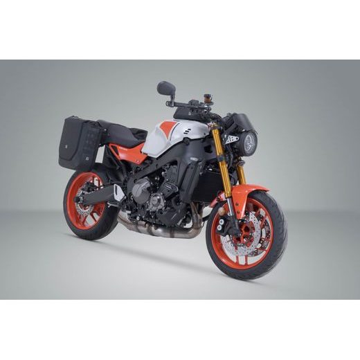 SW MOTECH LEGEND GEAR SIDE BAG SYSTEM V-LOC 16/16 L. YAMAHA XSR900 (21-), XSR900 GP (23-).