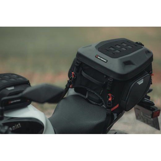 SW MOTECH ZADNÍ TAŠKA REARBAG PRO, 22-34 LITRŮ