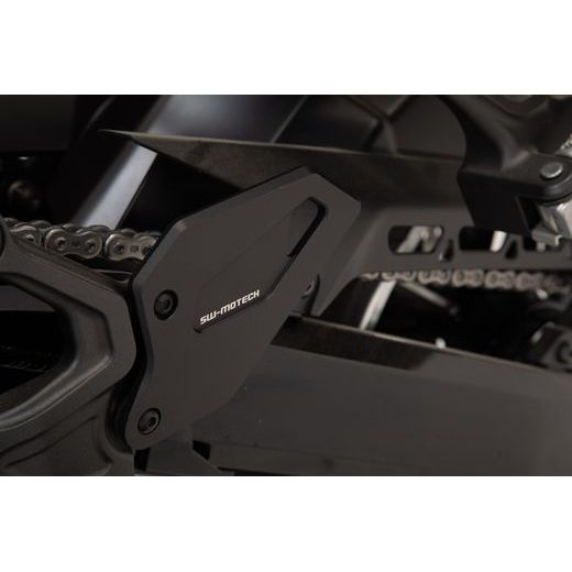 SW MOTECH KRYT ZADNÍ BRZDOVÉ PUMPY KAWASAKI Z900RS / CAFE (17-).