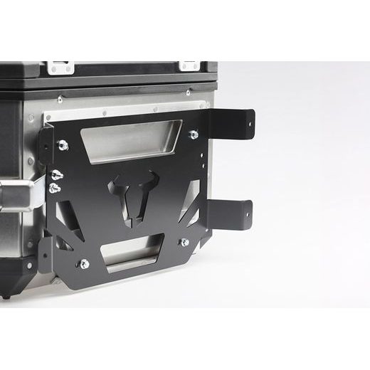 SW MOTECH DRŽÁK NA TRAX NA ZEĎ