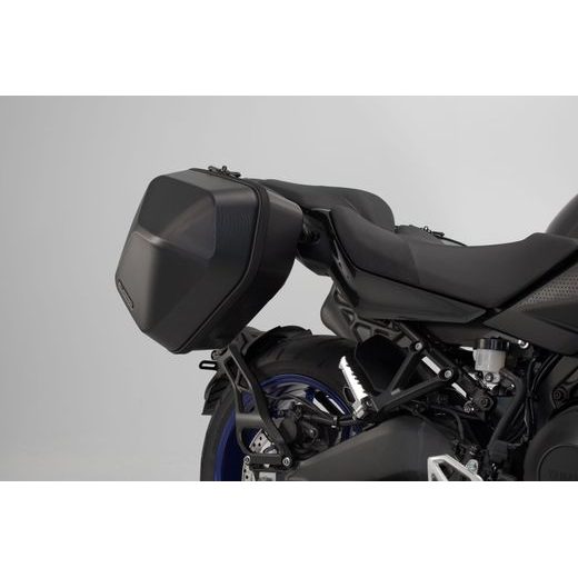 SW MOTECH URBAN ABS SADA BOČNÍCH KUFRŮ 2X 16,5 L. YAMAHA NIKEN (18-).