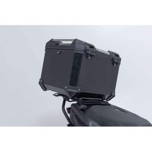 SW MOTECH ADVENTURE-RACK BLACK. YAMAHA TRACER 9 / GT / GT (24-).