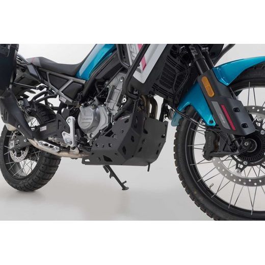 SW MOTECH KRYT MOTORU ČERNÝ CFMOTO 450MT (23-).