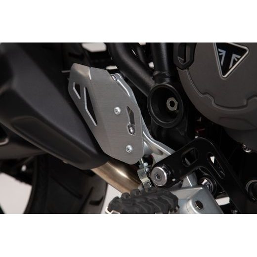 SW MOTECH KRYT RÁMU PRAVÝ STŘÍBRNÝ, TRIUMPH TIGER 900/GT/RALLY/PRO (19-).