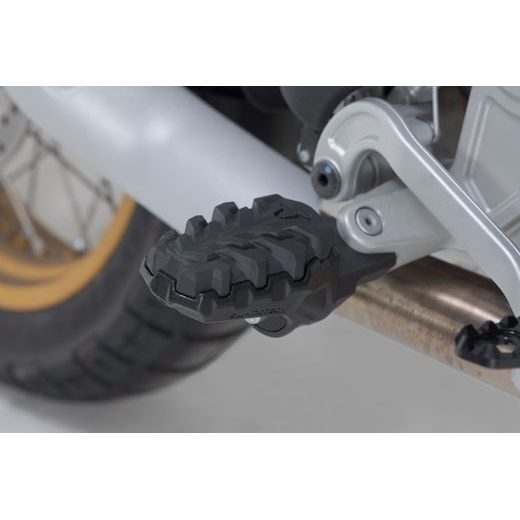 SW MOTECH EVO STUPAČKY ČERNÉ, APRILIA TUAREG 660 RALLY (24-).