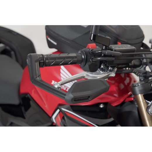SW MOTECH CHRÁNIČ PÁČEK VČ. DEFLEKTORU PROTI VĚTRU HONDA CB650R (18-), KAWASAKI Z650 (16-).