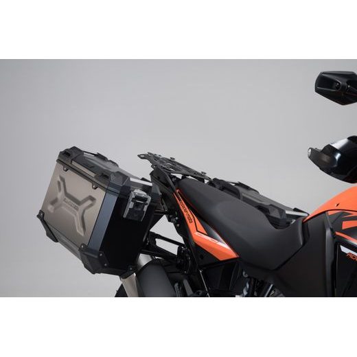 SW MOTECH TRAX ADV SADA BOČNÍCH KUFRŮ SILVER. 45/37 L. KTM 1050/1090/1190 ADV,1290 SA