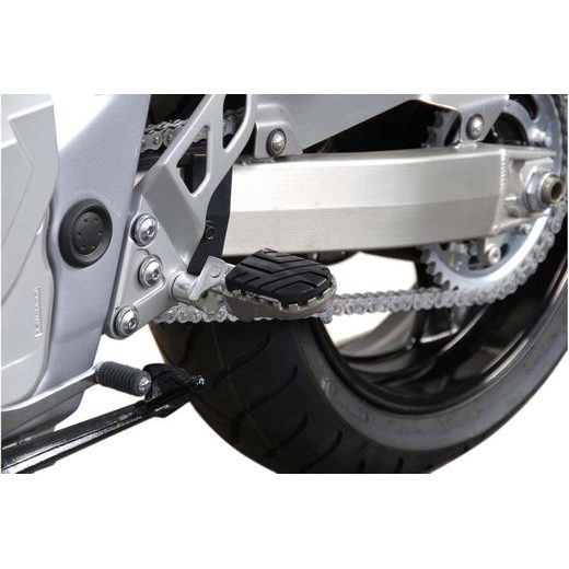 SW MOTECH MONTÁŽNÍ SADA PRO STUPAČKY ION, SUZUKI GSR600 / GSF1250/S / GSX650/1250F.