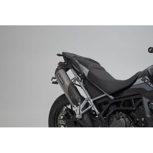 SW MOTECH AKRAPOVIC SLIP ON EXHAUST SYSTEM SILVER. TRIUMPH TIGER 900 MODELLE (19-23).