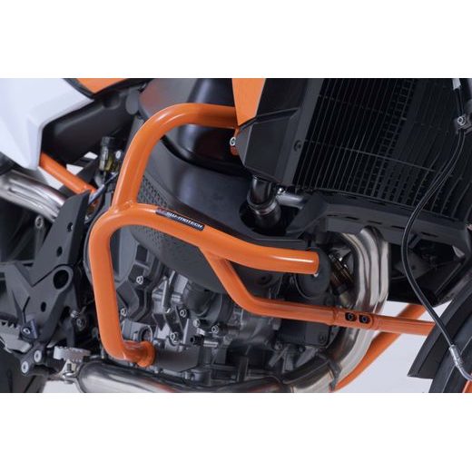 SW MOTECH PADACÍ RÁMY ORANGE. KTM 890 SM T (23-).