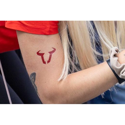 SW MOTECH SW-MOTECH TATTOO BÝK 60X60MM. 10 PACK. TEMPORARY TATTOO. RED.