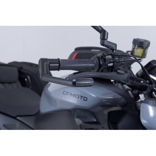 SW MOTECH LEVER GUARDS BLACK. CFMOTO 675NK (25-).