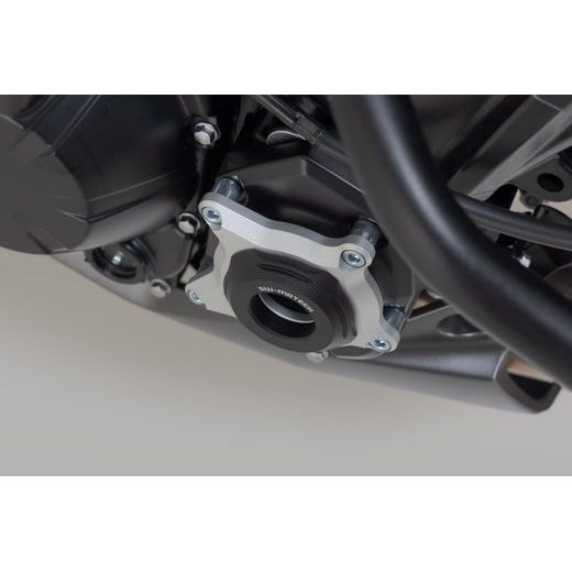 SW MOTECH PROTEKTOR MOTORU ČERNÁ/STŘÍBRNÁ BLACK/SILVER. KAWASAKI Z900 MODELS (16-).