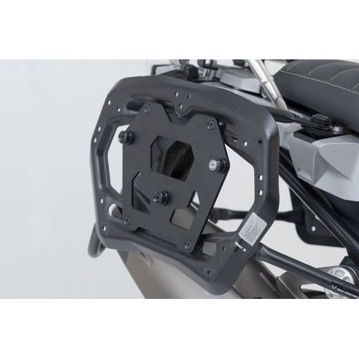 SW MOTECH ADAPTER PRO NOSIČ PRO, PRO POUŽÍTÍ ZAVAZADEL NA UCHYCENÍ SLC