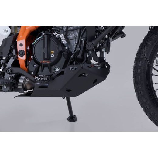 SW MOTECH ENGINE GUARD BLACK. KTM 125/250/390 MODELS (25-).