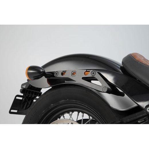 SW MOTECH SLH NOSIČ PRAVÝ HARLEY-DAVIDSON STREET BOB / SLIM (17-).