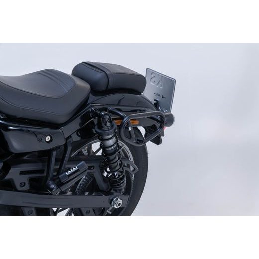 SW MOTECH SLC NOSIČ PRAVÝ HARLEY-DAVIDSON NIGHTSTER (22-) / SPECIAL (23-).