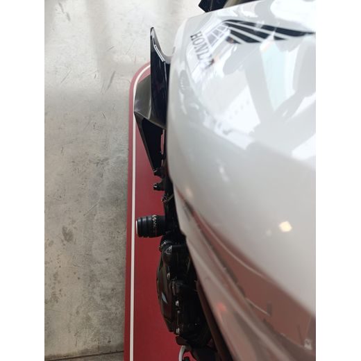 PROTEKTORY NA RÁM SLIDER - HONDA CB1000 HORNET ´25-X