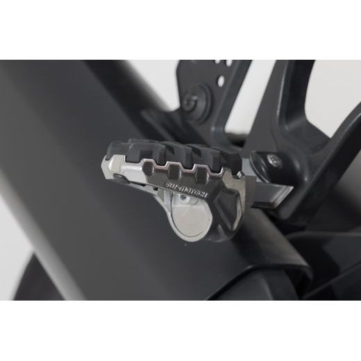 SW MOTECH EVO PASSENGER FOOTREST KIT HARLEY-DAVIDSON PAN AMERICA (21-).