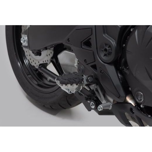 SW MOTECH STUPAČKY EVO PRO: KAWASAKI VERSYS 1000/ 650/ X 300, BMW S 1000 XR.