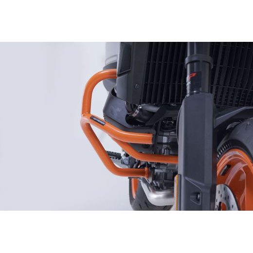 SW MOTECH PADACÍ RÁMY ORANGE. KTM 890 SM T (23-).