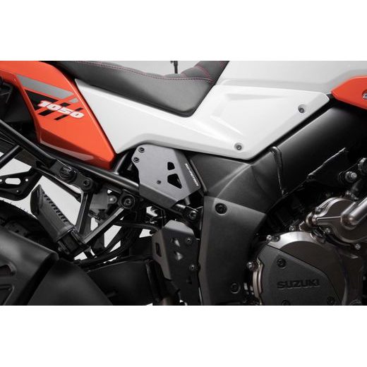 SW MOTECH KRYT RÁMU PRAVÝ, SUZUKI V-STROM 1050 (19-).