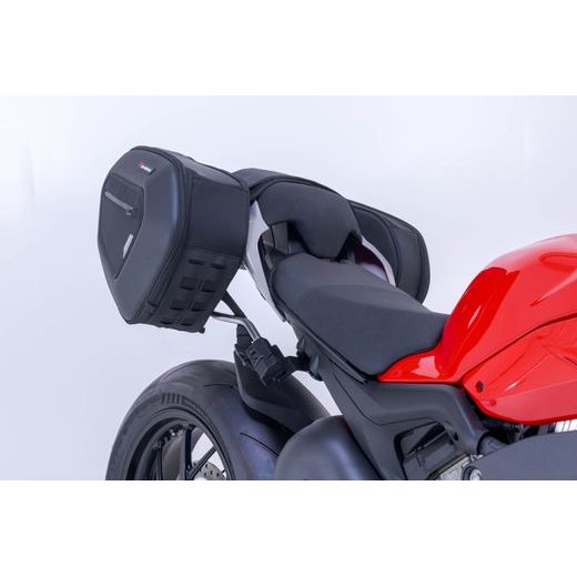 SW MOTECH PRO BLAZE H SADA TAŠEK DUCATI STREETFIGHTER V4S , FA (19-25) ,1F ,4F, 7F (25-25).