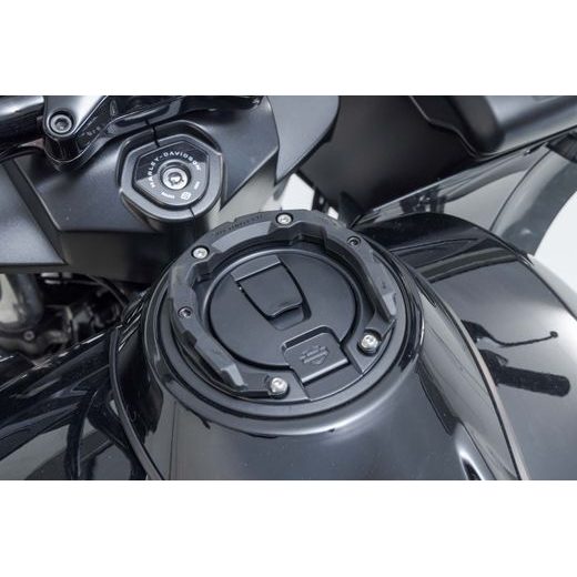 SW MOTECH PRO TANK RING BLACK. HARLEY-DAVIDSON PAN AMERICA (21-).