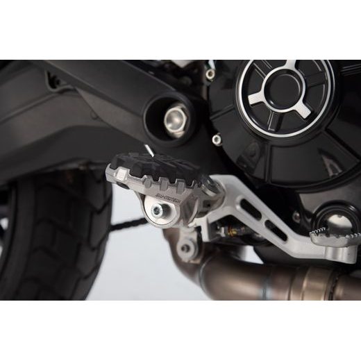 SW MOTECH STUPAČKY EVO PRO: DUCATI MODELS/BENELLI TRK 502X (18-)