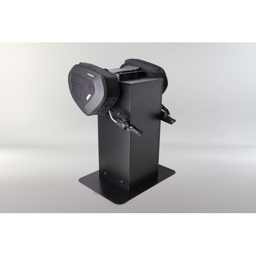 SW MOTECH SALES DISPLAY WITH EQUIPMENT THREAD: PRO BLAZE SADDLEBAGS.