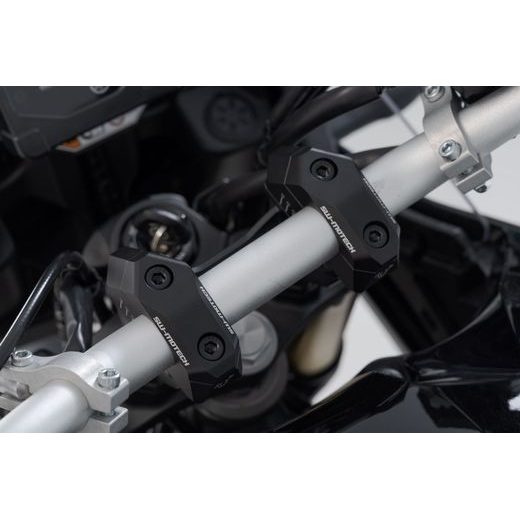 SW MOTECH VARIABILNÍ ZVÝŠENÍ ŘÍDÍTEK O PRŮMĚRU 28MM, H 28, ČERNÉ