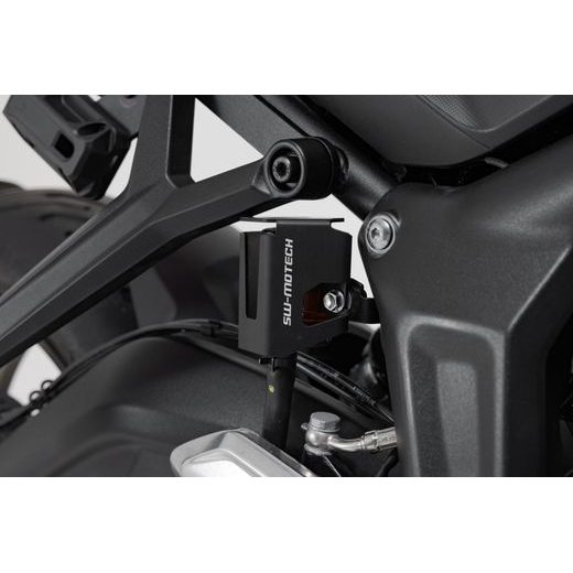 SW MOTECH KRYT NÁDRŽKY BRZDOVÉ KAPALINY TRIUMPH TRIDENT 660 (21-).