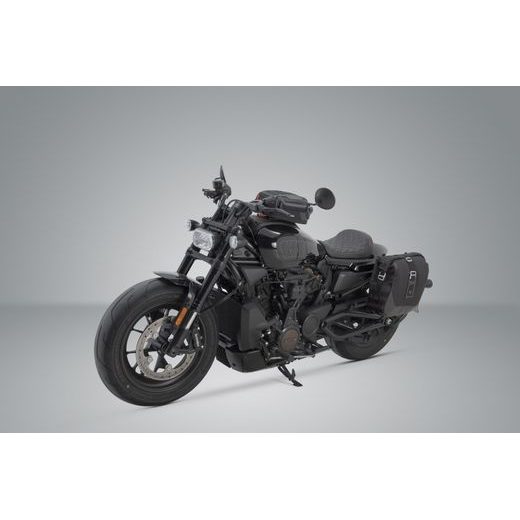 SW MOTECH LEGEND GEAR SADA TAŠKA LC BLACK EDITION HARLEY-DAVIDSON SPORTSTER S (21-).