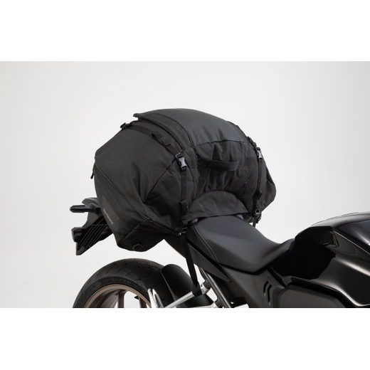 SW MOTECH ION L BAG 50 L. ČERNÝ. 600D POLYESTER / SOFT-VINYL.