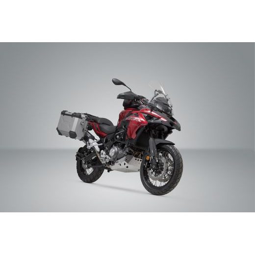SW MOTECH TRAX ADV SADA BOČNÍCH KUFRŮ-STŘÍBRNÉ, 45/37 L. BENELLI TRK 502 X (18-).