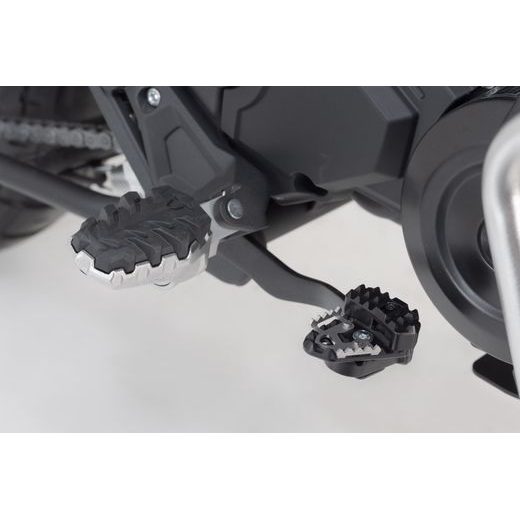 SW MOTECH ROZŠÍŘENÍ BRZDOVÉHO PEDÁLU TRIUMPH TIGER 900 RALLY/PRO, VOGE 650 DSX.