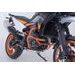 SW MOTECH PADACÍ RÁMY ORANGE. KTM 890 SM T (23-).
