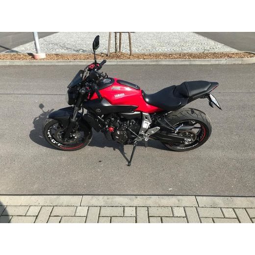YAMAHA MT-07 R.V. 2015