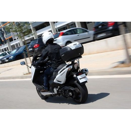 VRCHNÍ KUFR NA MOTORKU SHAD SH40 D0B40100 ČERNÝ