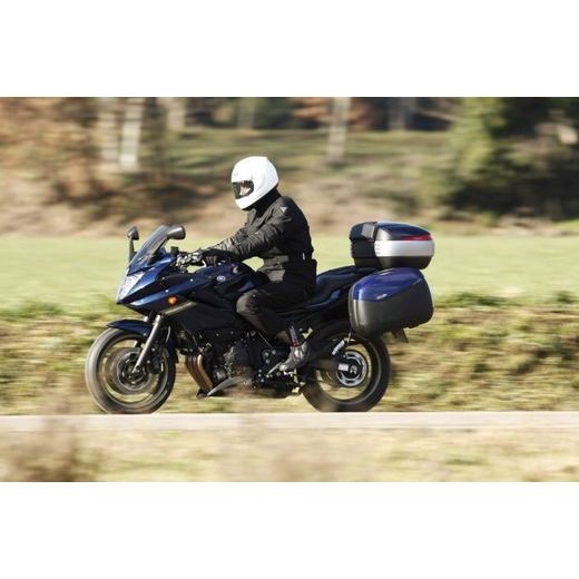 VRCHNÍ KUFR NA MOTORKU SHAD SH50 D0B5000 ČERNÁ