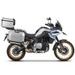 KOMPLETNÍ SADA HLINÍKOVÝCH KUFRŮ SHAD TERRA, 37L TOPCASE 36L/47L BOČNÍ KUFRY, VČETNĚ MONTÁŽNÍ SADY A PLOTNY SHAD BMW F 750 GS/ F 850 GS/ F 850 GS ADVENTURE - {% if kategorie.adresa_nazvy[0] != zbozi.kategorie.nazev %} - {% endif %}