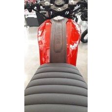 OCHRANA NA NÁDRŽ BRIXTON VHODNÁ PRO MODELY 125CC