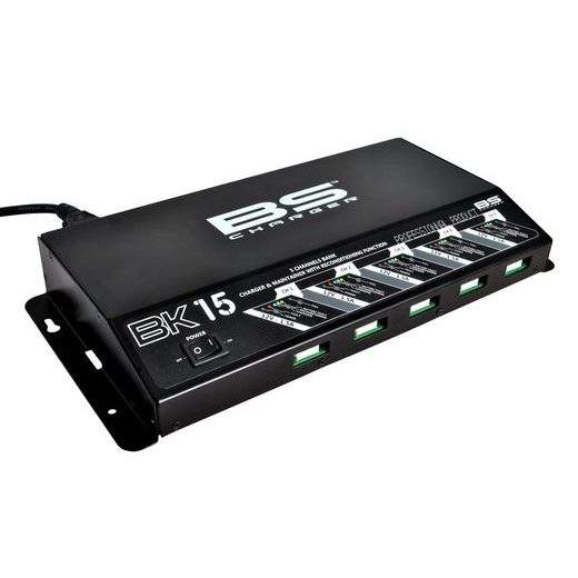 PROFESIONÁLNA NABÍJAČKA PRE 5 BATÉRIÍ BS-BATTERY 5 BANK CHARGER BK15 12V 5X1.5A