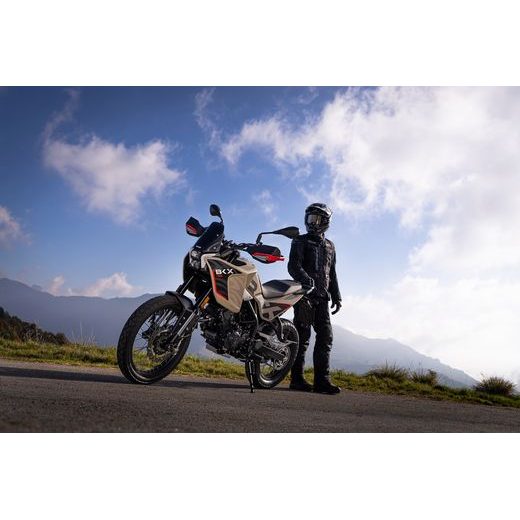 NOVINKA!!! BENELLI BKX 125 ABS EURO5+