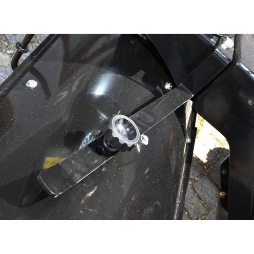 SHARK PROFESIONÁLNY ROTAČNÝ KARTÁČ KU ŠTVORKOLKÁM ATV A UTV, MOTOR HONDA