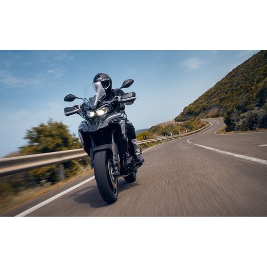 NOVINKA!!! BENELLI TRK 702 ABS EURO5+