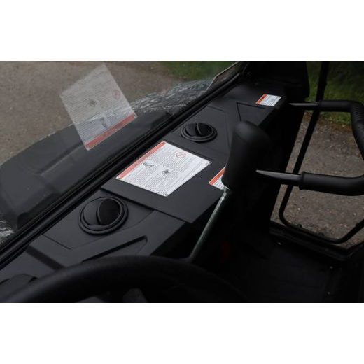 KABÍNA BEZ STRECHY VRÁTANE KÚRENIE PRE LINHAI UTV 550 T-BOSS EPS (MOŽNÉ POUŽIŤ ORIGINÁL STRECHU)